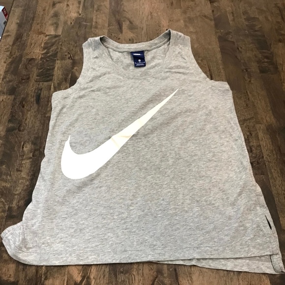 Nike Tops - Nike Gray Razorback Tank Top M